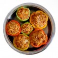 Gefülltes Gemüse grillen Gemüse, wie Paprika oder Tomaten, lässt sich schmackhaft füllen und einfach grillen ...