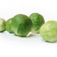 Rosenkohl: das gesunde Wintergemüse Rosenkohl hat wenige Kalorien und ist gesund! Kohlsprossen enthalten Vitamin A und C, B-Vitaminen, Folsäure und Eiweiß ...