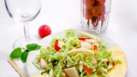 Vegetarische und vegane Ernährung: Vor- und Nachteile Vegetarismus ist meist nicht nur eine Ernährungs-, sondern auch eine Lebensweise. Dabei wird bewusster auf die Umwelt, als auch auf die eigene Gesundheit geachtet ...