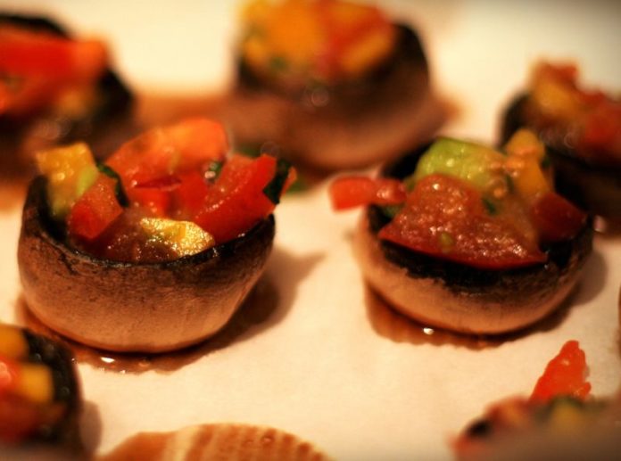Vegetarische gefüllte Champignons Rezept - Die Frische Küche