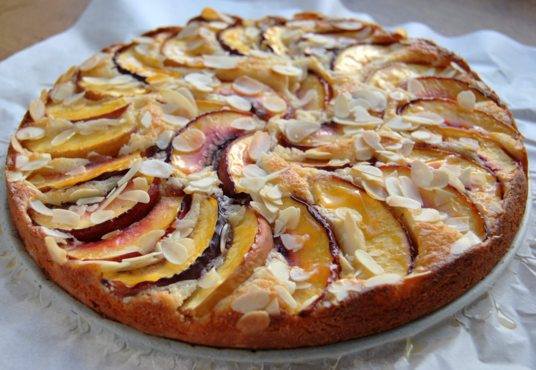 Nektarinen-Kuchen-Rezept schnell und einfach - Die Frische Küche