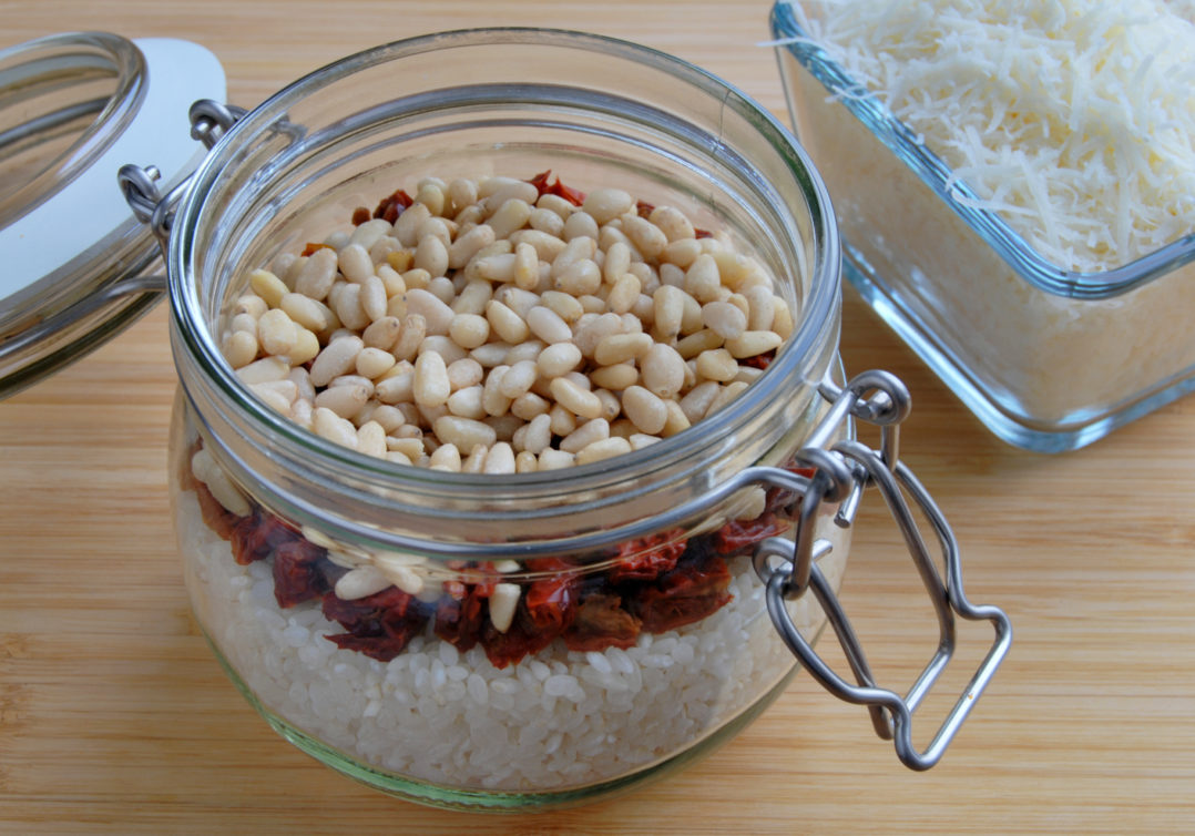 Risotto-Zutaten-Mischung im Glas Rezept | Die Frische Küche