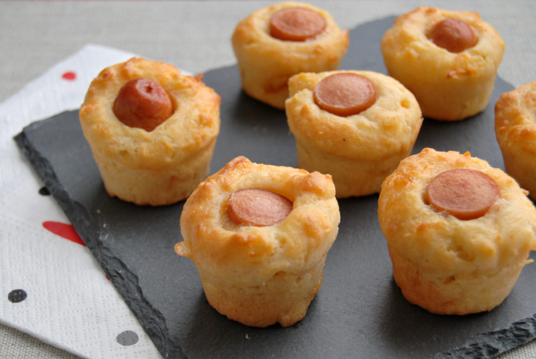 Mini-Muffins mit Würstchen und Käse Rezept - Die Frische Küche