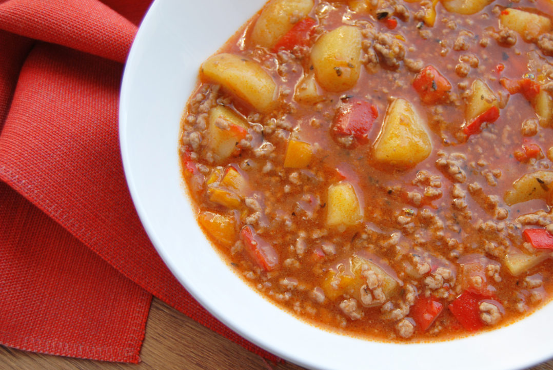 One Pot Rezept mit Hackfleisch und Kartoffeln - Die Frische Küche