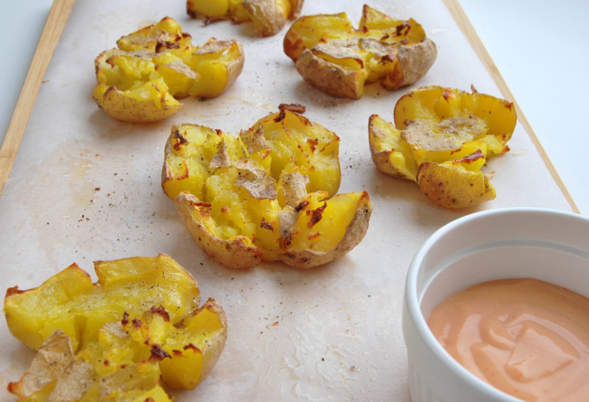 Smashed Potatoes Rezept – zerdrückte Kartoffeln aus dem Ofen - Die